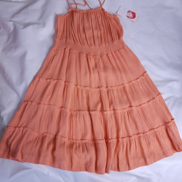 Hot Kiss Sun Dress Tiered Peach Coral Smocked Size Large Adjustable Straps NWT - Picture 11 of 11
